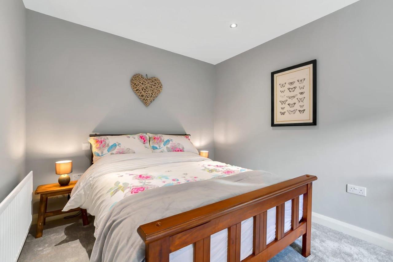 Mollys Barn Villa Loughgall ภายนอก รูปภาพ